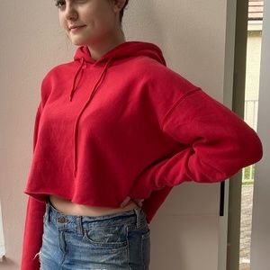 VINTAGE RED CROPPED SWEATSHIRT